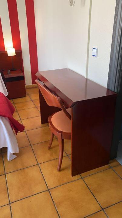 Hostal San Andres Сорія Екстер'єр фото